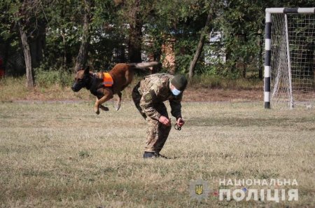 У Лазурному пройшов навчально-тренувальний вишкіл «Джура-Поліцейський» (відео)