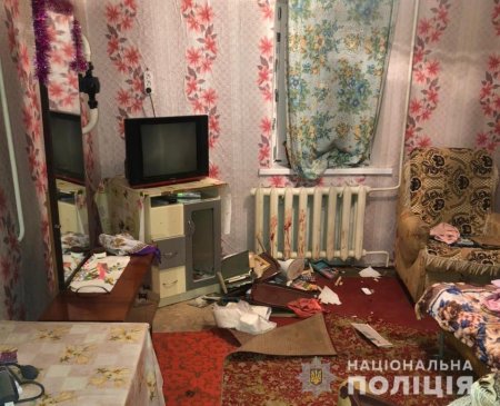 Підозрюваних у розбійному нападі на будинок літньої жінки в Скадовському районі затримано
