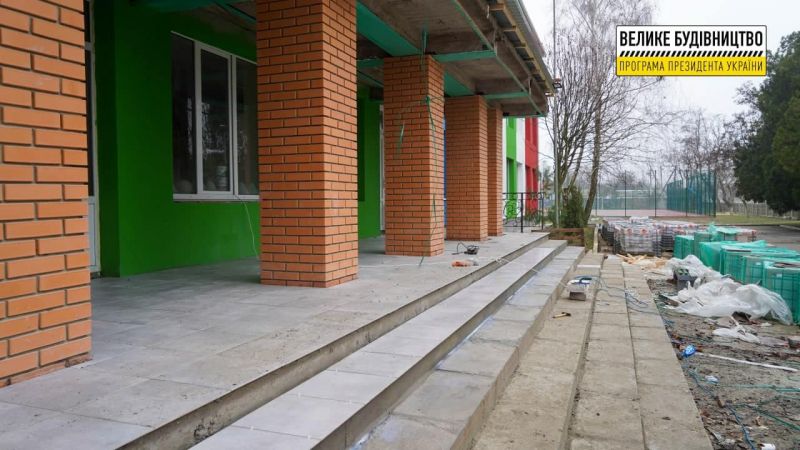 На Херсонщині у смт Каланчак триває реконструкція найбільшої школи громади2
