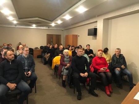 Партійці «Європейської Солідарності» Скадовського району взяли участь у зустрічі з народним депутатом Олегом Синюткою
