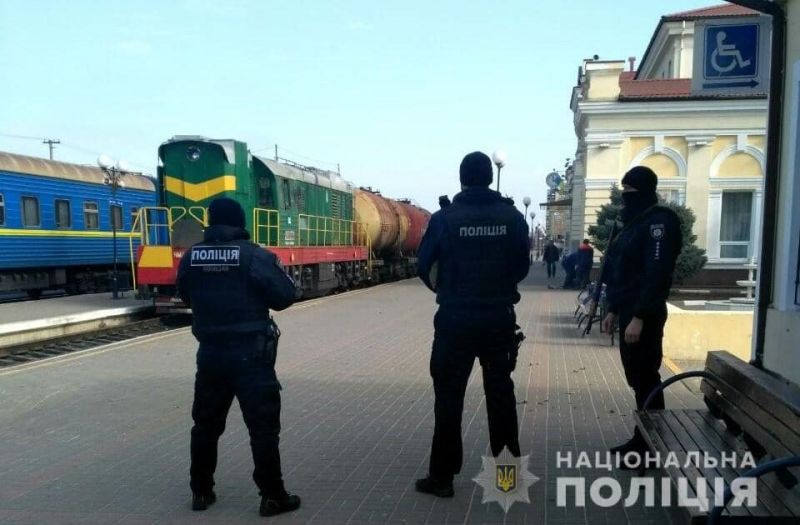 Поліція Херсонщини працює в посиленому режимі несення служби2