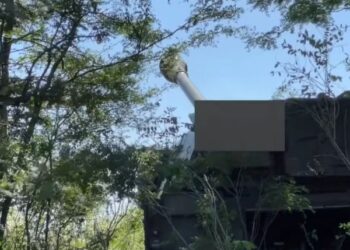 Як 28 бригада ліквідовує ворожу гармату МСТА-Б (ВІДЕО)