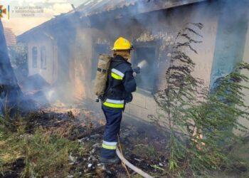 Кропивницький: На вулиці Героїв Маріуполя зайнялася літня кухня