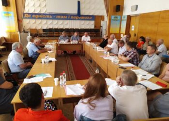 На Рівненщині з профспілками обговорили безпеку трудових відносин