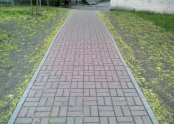 Підрядника підозрюють у привласненні мільйону під час ремонту тротуару