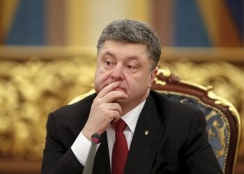 Побег политика: Порошенко таки удалось выехать из Украины