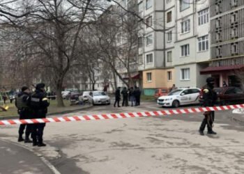 Справу рівнянин, котрий з балкону розстріляв двох людей, скерували до суду