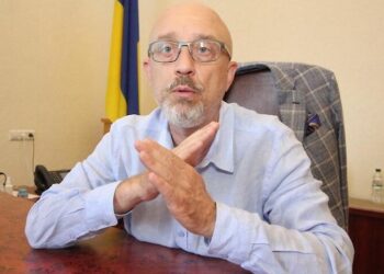 Украина больше не отправит делегацию ТКГ в Минск, – Резников