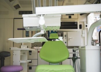 12 серпня з Тернополя для лікування бійців на передову поїде мобільна пересувна стоматологія