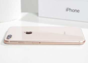 Apple предупредила о серьезных уязвимостях в системе безопасности iPhone, iPad и Mac