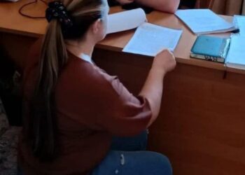 На Червоноградщині правоохоронці повідомили про підозру зловмисниці, яка намагалась дати хабар прикордонникам – Новини Львова та області