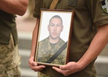 На Рівненщині в останню путь провели трьох захисників