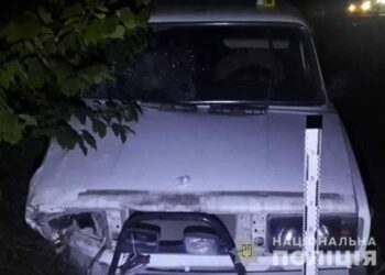 На Тернопільщині авто збило мотоцикл: двоє хлопців у лікарні — Тернопільські новини