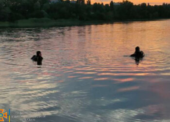 Пішов купатися та не повернувся: у Кам’янському зник підліток – Новини Кам’янське