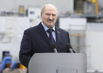 Подоляк назвав привітання від Лукашенка клоунадою, просякнутою кров’ю | Новини Політики