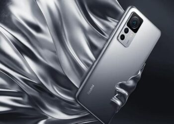 Redmi K50 Ultra: топовый процессор Snapdragon 8+ Gen 1, 108 МП камера и 120 Вт зарядка за $445