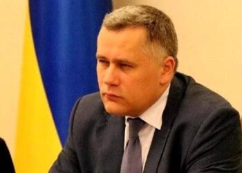 У Зеленського назвали тільки дві країни, які чітко виконують обіцянки з постачання зброї для ЗСУ