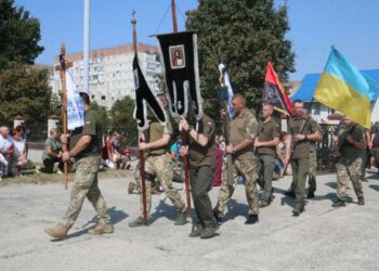 Вараш попрощався із загиблим на Донеччині військовим Андрієм Кухарцем (ФОТО)