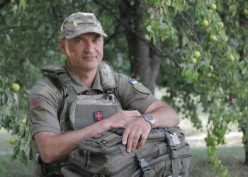 Військові медики врятували людей, які потрапили в ДТП