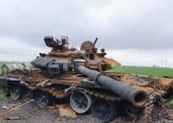 За останню добу українські військові знищили двісті солдат та три танки ворога