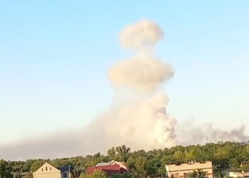 Спутниковое подтверждение уничтожения складов БК ВС РФ в Геническом районе