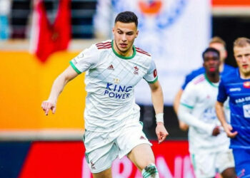 Кухаревич отметился ассистом в своём первом же матче за «Хайберниан» (18 сентября 2022 г.) — Новости футбола