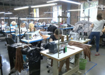 На Рівненщині розпочав роботу центр підготовки операторів швейного обладнання (ВІДЕО)