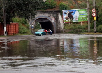 Одесу залило зливою | Одеський Кур’єр