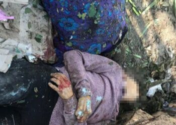 окупанти обстріляли мирних жителів у черзі за гуманітаркою: є загиблі, багато поранених