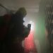 Рятувальники показали як гасили пожежу в квартирі на Бандери (ВІДЕО)