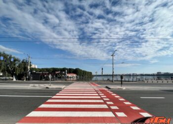 У Тернополі на перехресті вулиць Івана Мазепи-Дружби-Чумацька влаштовано круговий рух транспорту