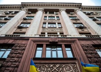 ДБР затримало експравоохоронця, який в Ізюмі «здавав» окупантам українських патріотів (ВІДЕО)