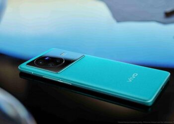 Dimensity 9200, 120-Вт зарядка, 1220p дисплей и защита от воды – стали известны характеристики vivo X90