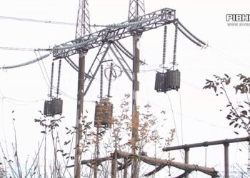 Графіки відключення світла не співпадають: жителі Рівненщини почули відповіді (ВІДЕО)