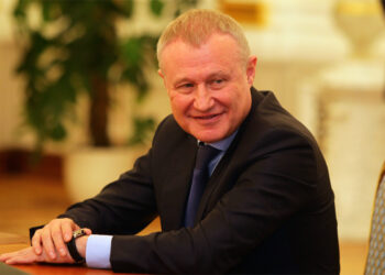 Григорий Суркис поздравил Анатолия Крощенко с юбилеем (26 октября 2022 г.) — Новости футбола