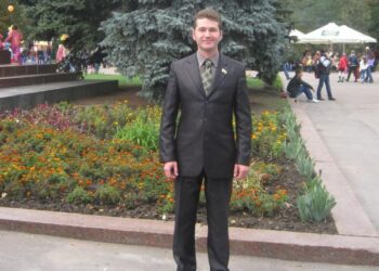 Громада Кропивницького попрощалася з депутатом, солдатом Ігорем Бур’яновим