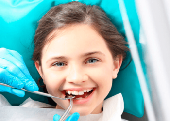 Які стоматологічні послуги для дітей безкоштовні