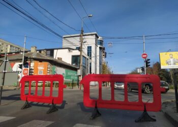 На кількох вулицях Тернополя триває поточний ремонт дорожнього покриття