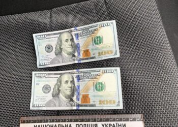 На Рівненщині водій намагався відкупитись від відповідальності (ВІДЕО)