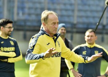 «С Петраковым шансов даже на плей-офф нет»: болельщики отреагировали на жеребьевку отбора Евро-2024 (9 октября 2022 г.) — Новости футбола