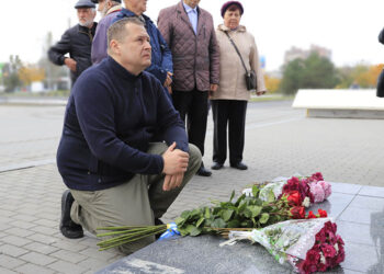 У річницю визволення Дніпра у Другій світовій Філатов передав сучасним українським захисникам чергову партію техніки |   — новости Днепра
