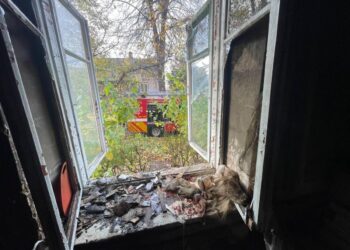 У Рівному горіла квартира: жертв та постраждалих немає