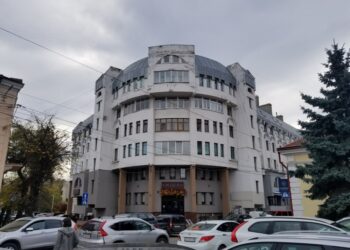 Виконком збільшив суму дофінансування для робіт з термомодернізації житлового будинку на вул. Івана Франка, 23