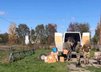 Волонтери центру «Допомога армії від Тернополя» доставили чергові вантажі для наших захисників на передовій