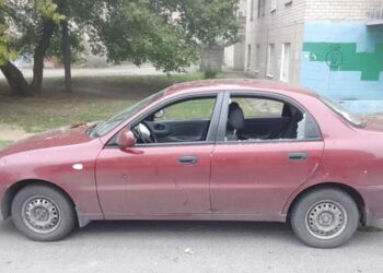 Жива але злякана до напівсмерті: у Мелітополі підірвали авто колаборантки