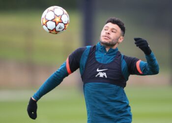 Алекс Окслейд-Чемберлен может вернуться в «Саутгемптон» (18 ноября 2022 г.) — Новости футбола