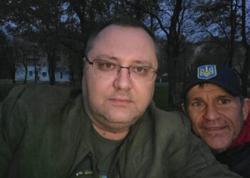 Херсонський модельєр допомагав поширювати українську символіку в окупації — Новини Херсонщіни