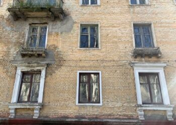 Кіровоградщина: Як у Світловодську працюють над наслідками ракетних ударів