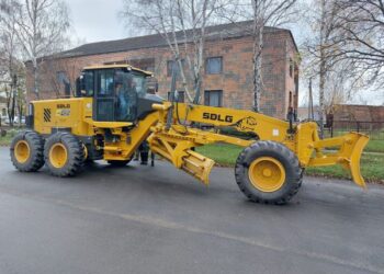 Кіровоградщина: Новомиргородська громада закупила сучасний автогрейдер (ВІДЕО)