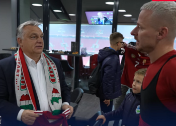 Орбан втрапив у скандал через шарф із «Великою Угорщиною»: МЗС України вимагає вибачень | Новини Політики